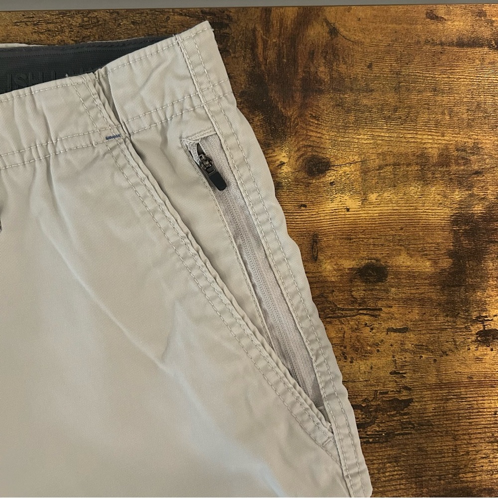 English Laundry Men's Classic Tan Flat Front Chino Shorts - Picture 2 of 7